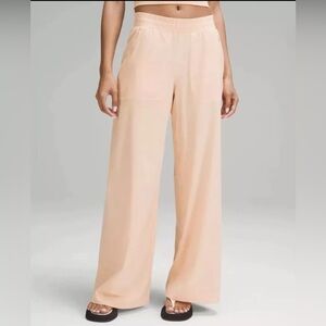 Lululemon Size 4 Swift Mid-Rise Wide-Leg Pant Full Length Peach Bellini (a3